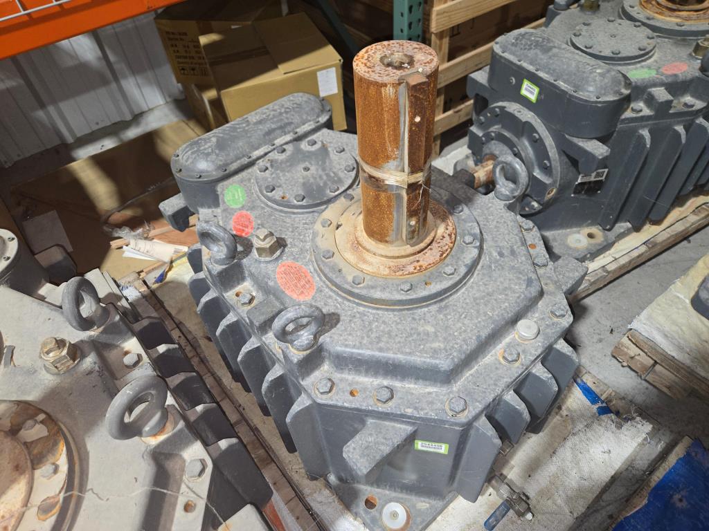 Falk Gear Drive For Cooling Tower, Matches With 150 HP WEG Motor (New / Unused), 2275CTAC2AU9-529 Year 2022 Type CTA 198hp Cooling Tower Enclosed Gear Drive. Ratio 9.5:1, Oil Capacity 8 Gallons. Input 1750rpm/Output184rpm, Texas