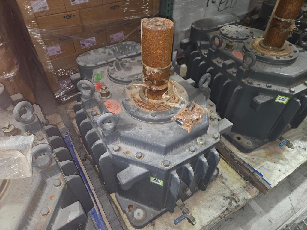 Falk Gear Drive For Cooling Tower, Matches With 150 HP WEG Motor (New / Unused), 2275CTAC2AU9-529 Year 2022 Type CTA 198hp Cooling Tower Enclosed Gear Drive. Ratio 9.5:1, Oil Capacity 8 Gallons. Input 1750rpm/Output184rpm, Texas