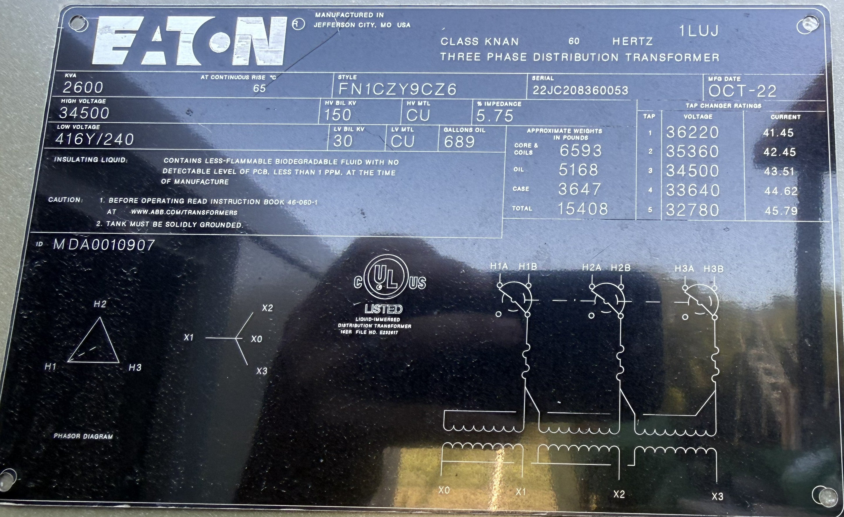 2,600 kVA Eaton Pad Mounted Transformer; HV 34,500; LV 416Y/240; FR3; Copper; Unused; SN 22JC208360053