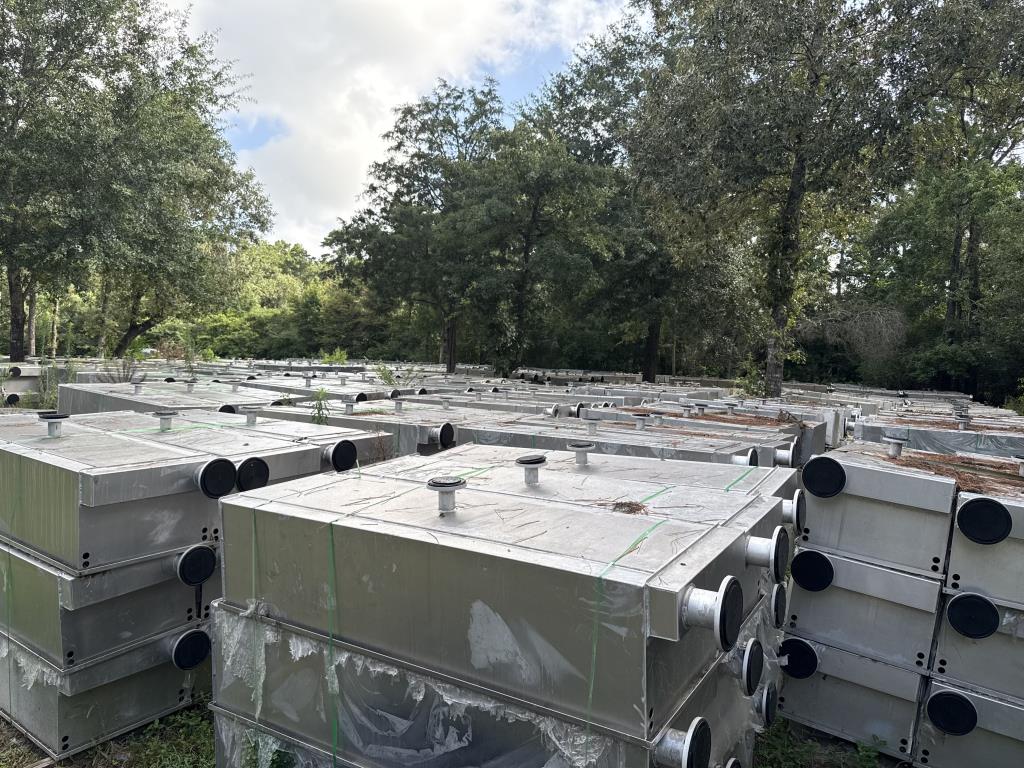 Immersion Tank For Bitcoin Mining, 100 kw, Aluminum 5052, 18 Antminer or 28 Whatsminers