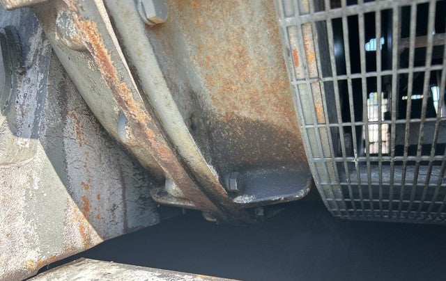 700 kW Continuous, Waukesha L7042GU Natural Gas Generator Set, only 1,199 hours!, 480Y / 277 Volts, 1,200 RPM, Radiator