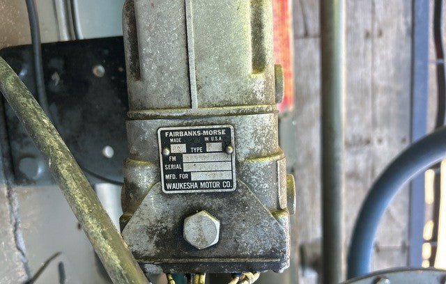 700 kW Continuous, Waukesha L7042GU Natural Gas Generator Set, only 1,199 hours!, 480Y / 277 Volts, 1,200 RPM, Radiator