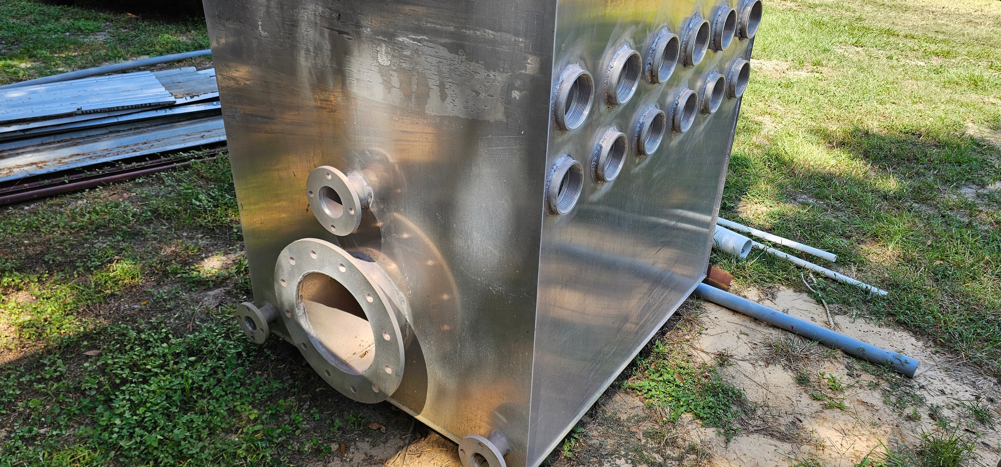 Collector Buffer Tank For Bitcoin Mining, 2.4 MW, Aluminum 5052 - 432 Antminer or 672 Whatsminers