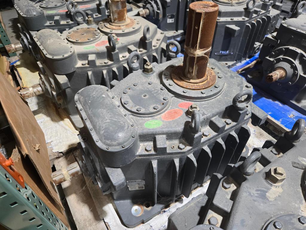 Falk Gear Drive For Cooling Tower, Matches With 150 HP WEG Motor (New / Unused), 2275CTAC2AU9-529 Year 2022 Type CTA 198hp Cooling Tower Enclosed Gear Drive. Ratio 9.5:1, Oil Capacity 8 Gallons. Input 1750rpm/Output184rpm, Texas