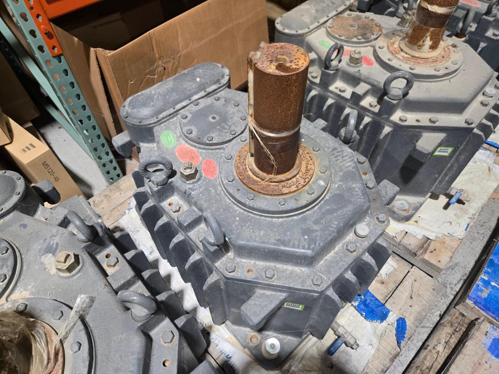 Falk Gear Drive For Cooling Tower, Matches With 150 HP WEG Motor (New / Unused), 2275CTAC2AU9-529 Year 2022 Type CTA 198hp Cooling Tower Enclosed Gear Drive. Ratio 9.5:1, Oil Capacity 8 Gallons. Input 1750rpm/Output184rpm, Texas