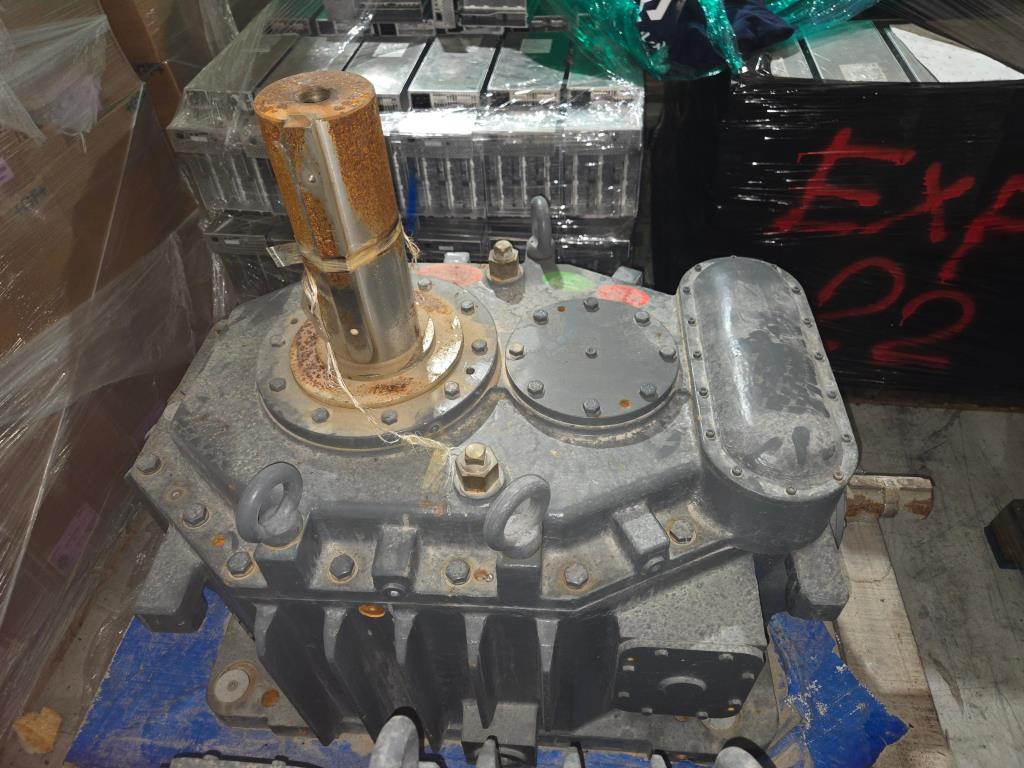 Falk Gear Drive For Cooling Tower, Matches With 150 HP WEG Motor (New / Unused), 2275CTAC2AU9-529 Year 2022 Type CTA 198hp Cooling Tower Enclosed Gear Drive. Ratio 9.5:1, Oil Capacity 8 Gallons. Input 1750rpm/Output184rpm, Texas