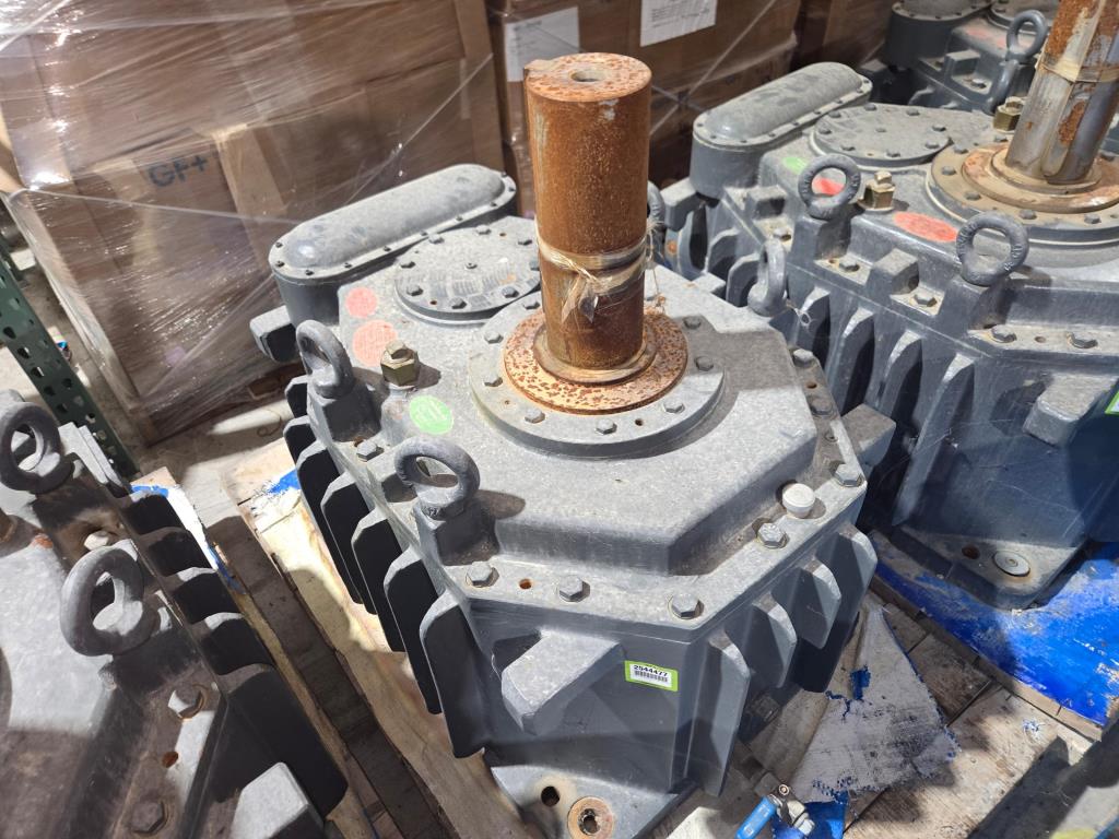 Falk Gear Drive For Cooling Tower, Matches With 150 HP WEG Motor (New / Unused), 2275CTAC2AU9-529 Year 2022 Type CTA 198hp Cooling Tower Enclosed Gear Drive. Ratio 9.5:1, Oil Capacity 8 Gallons. Input 1750rpm/Output184rpm, Texas