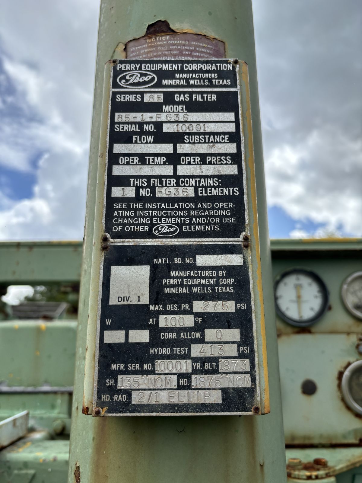 500 kW Continuous, Waukesha F2895GSIU Natural Gas Generator Set, Low 990 hours! 480Y / 277 Volts, 1,200 RPM, Radiator